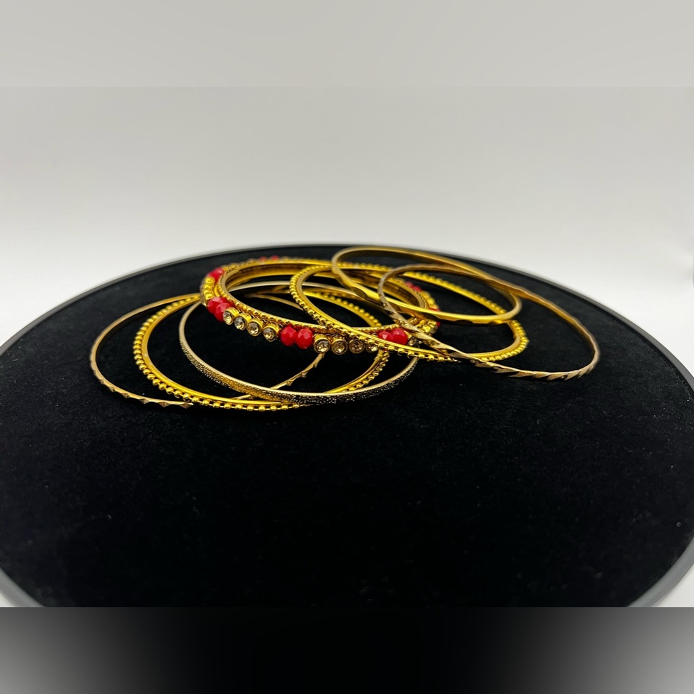 Vintage Gold Tone Bangles SET of 7